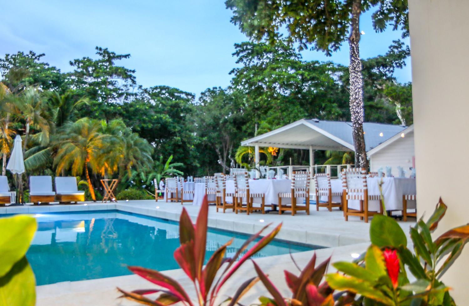 Luna Beach Luxury Boutique Beach Front Resort Jobs Bight ภายนอก รูปภาพ