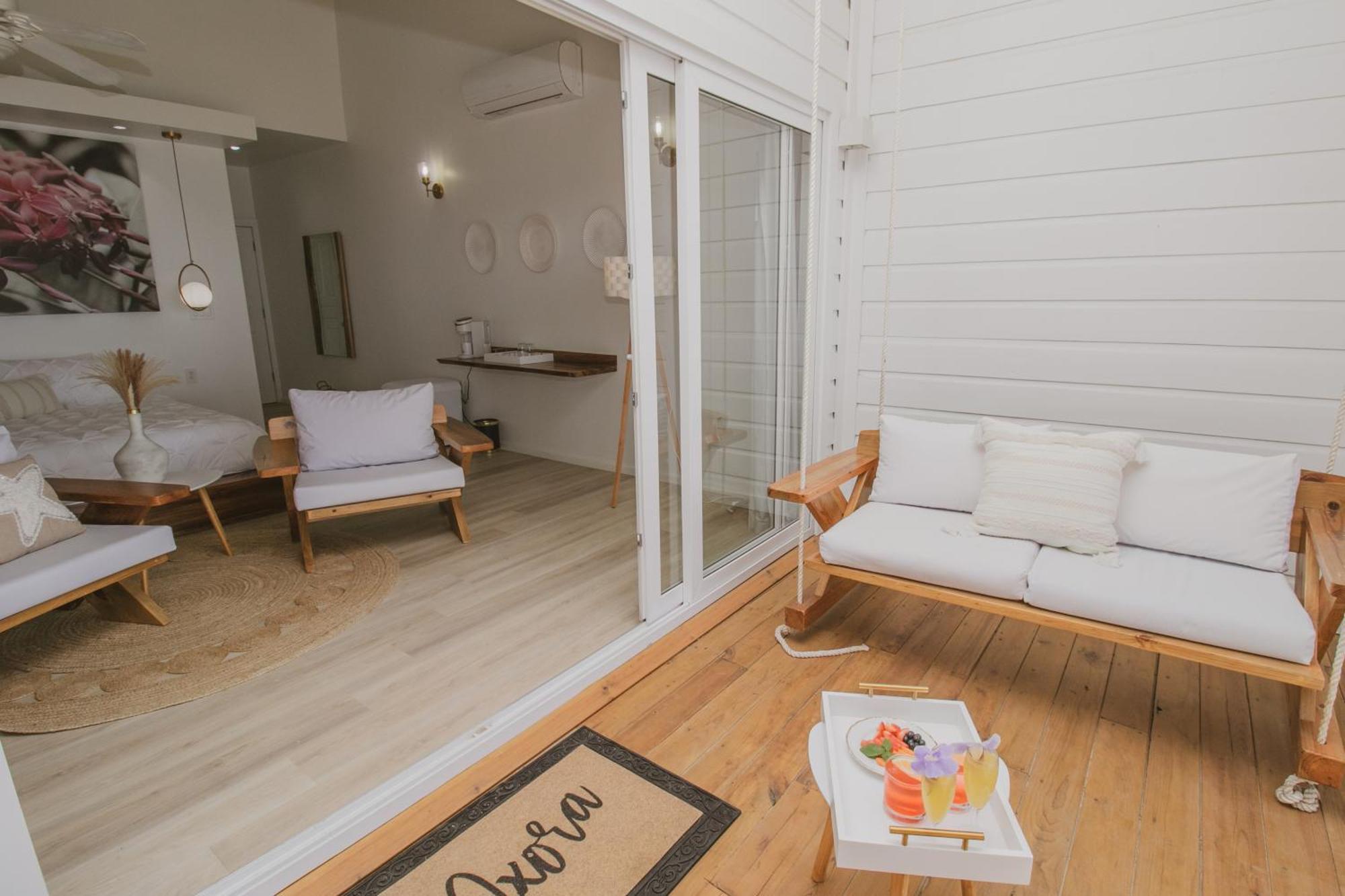 Luna Beach Luxury Boutique Beach Front Resort Jobs Bight ภายนอก รูปภาพ
