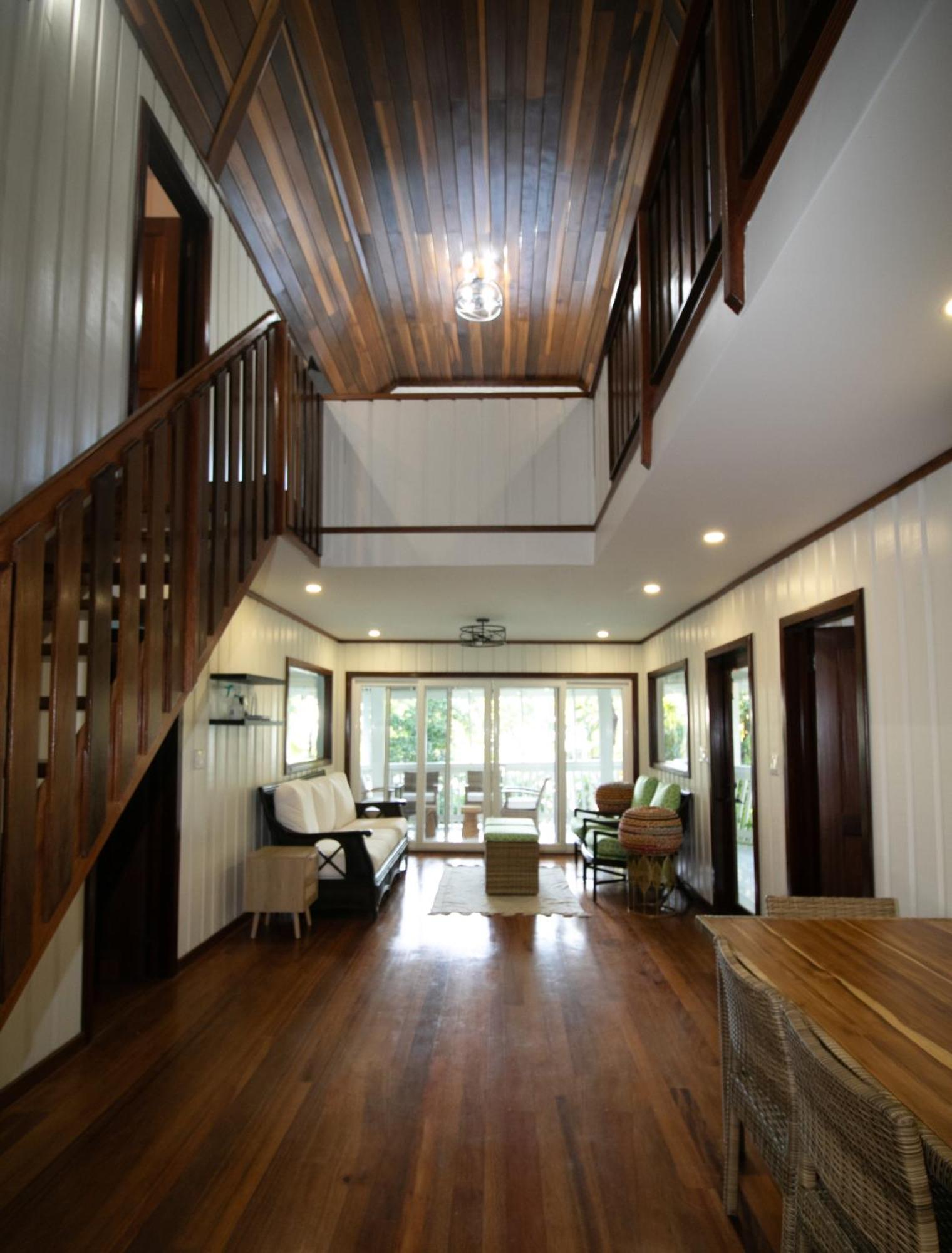 Luna Beach Luxury Boutique Beach Front Resort Jobs Bight ภายนอก รูปภาพ