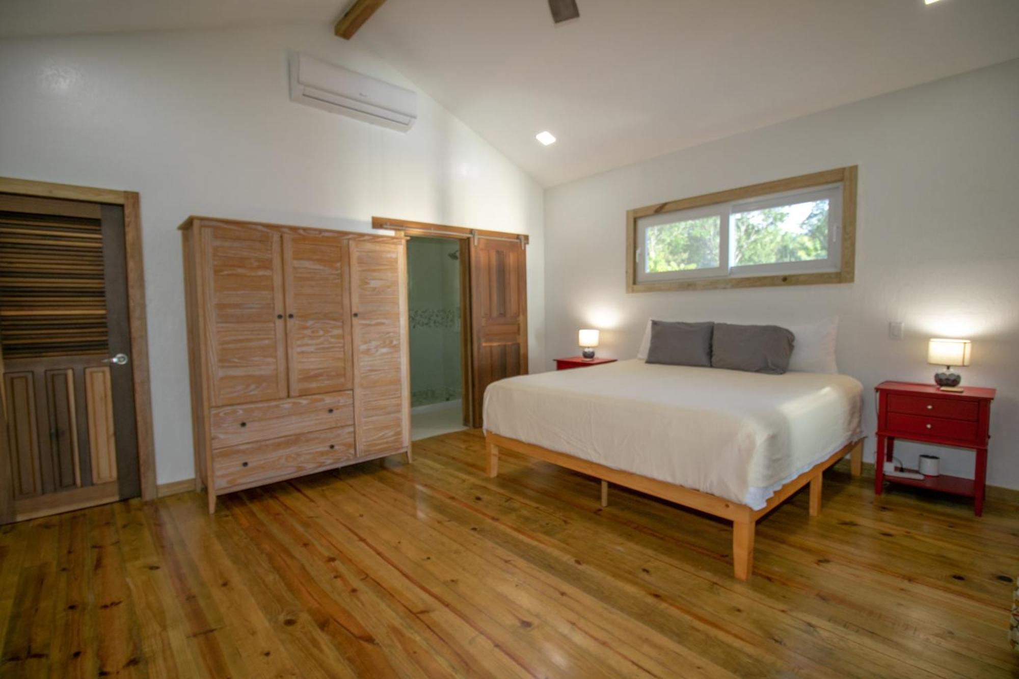 Luna Beach Luxury Boutique Beach Front Resort Jobs Bight ภายนอก รูปภาพ