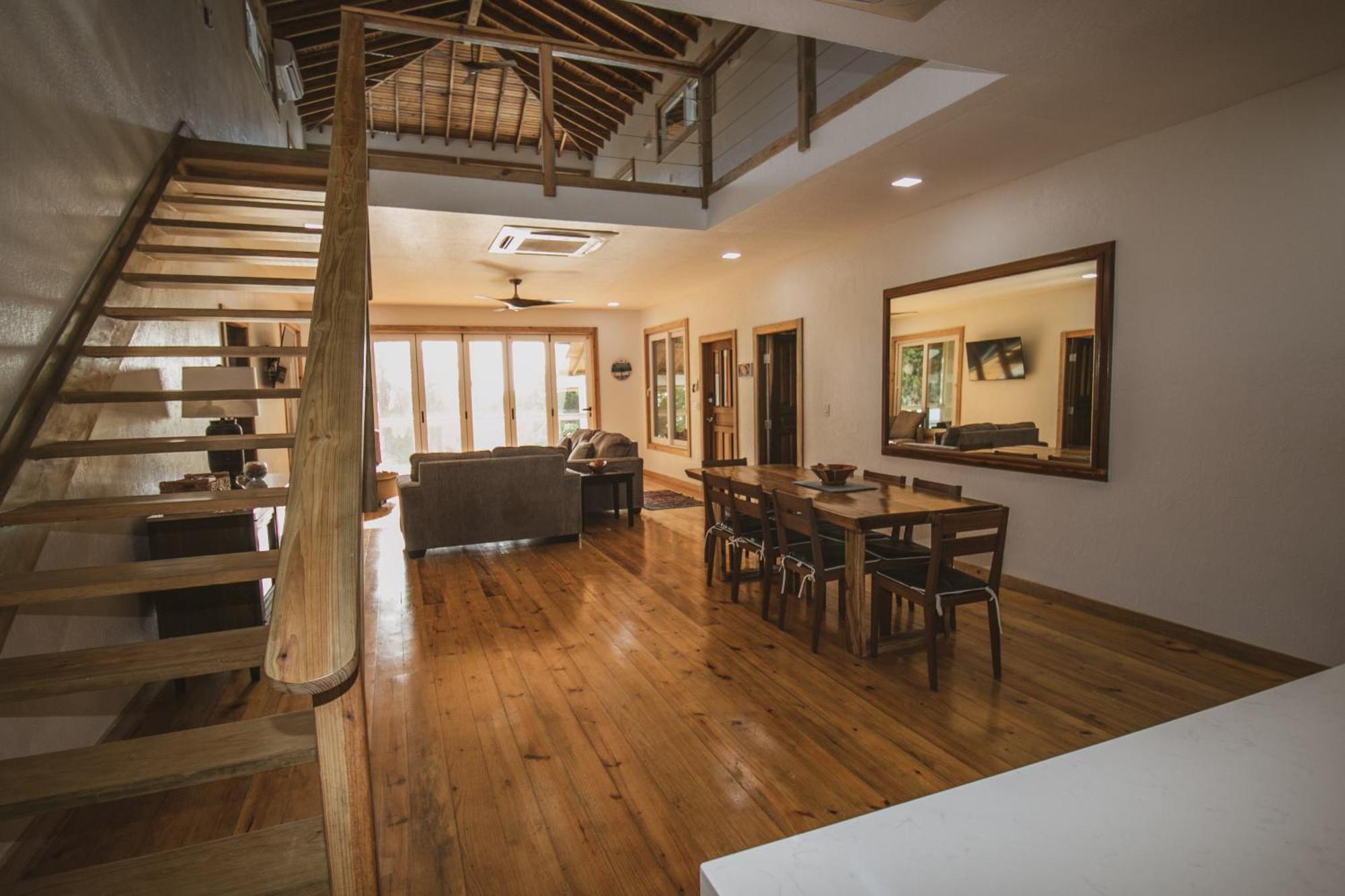 Luna Beach Luxury Boutique Beach Front Resort Jobs Bight ภายนอก รูปภาพ